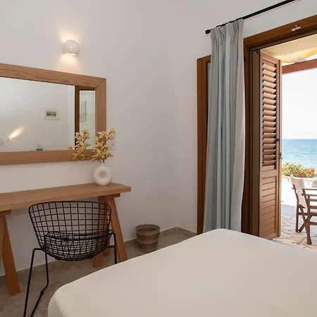 Asterias Apartment *