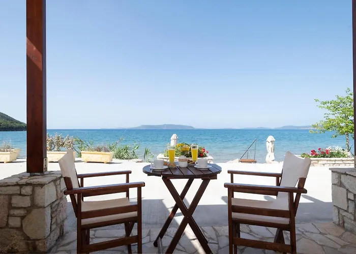 Asterias * Finikounta